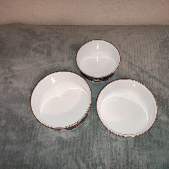 Christmas Nesting Bowls - Picture 4 of 11